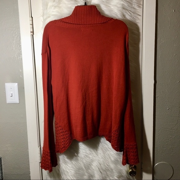 NANETTE LEPORE SWEATER/TOP - Picture 5 of 6